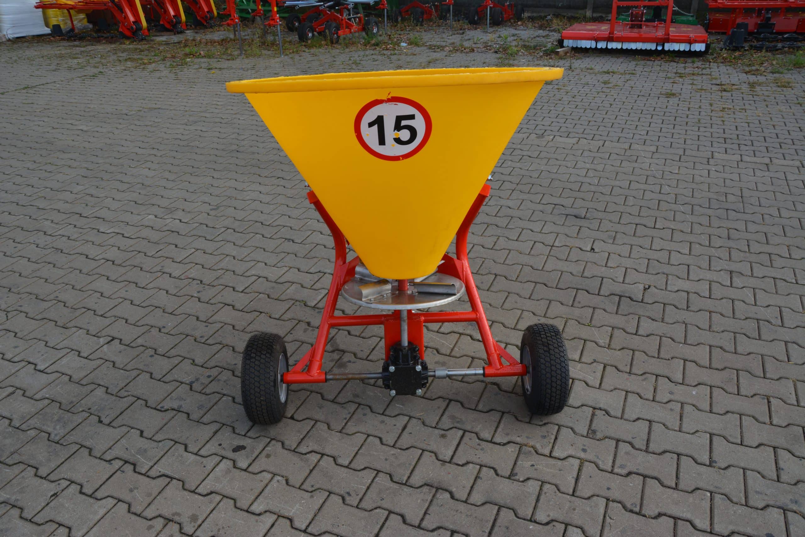 Produktbild 3 för Jarmet Spridare 400l Drag_1_image