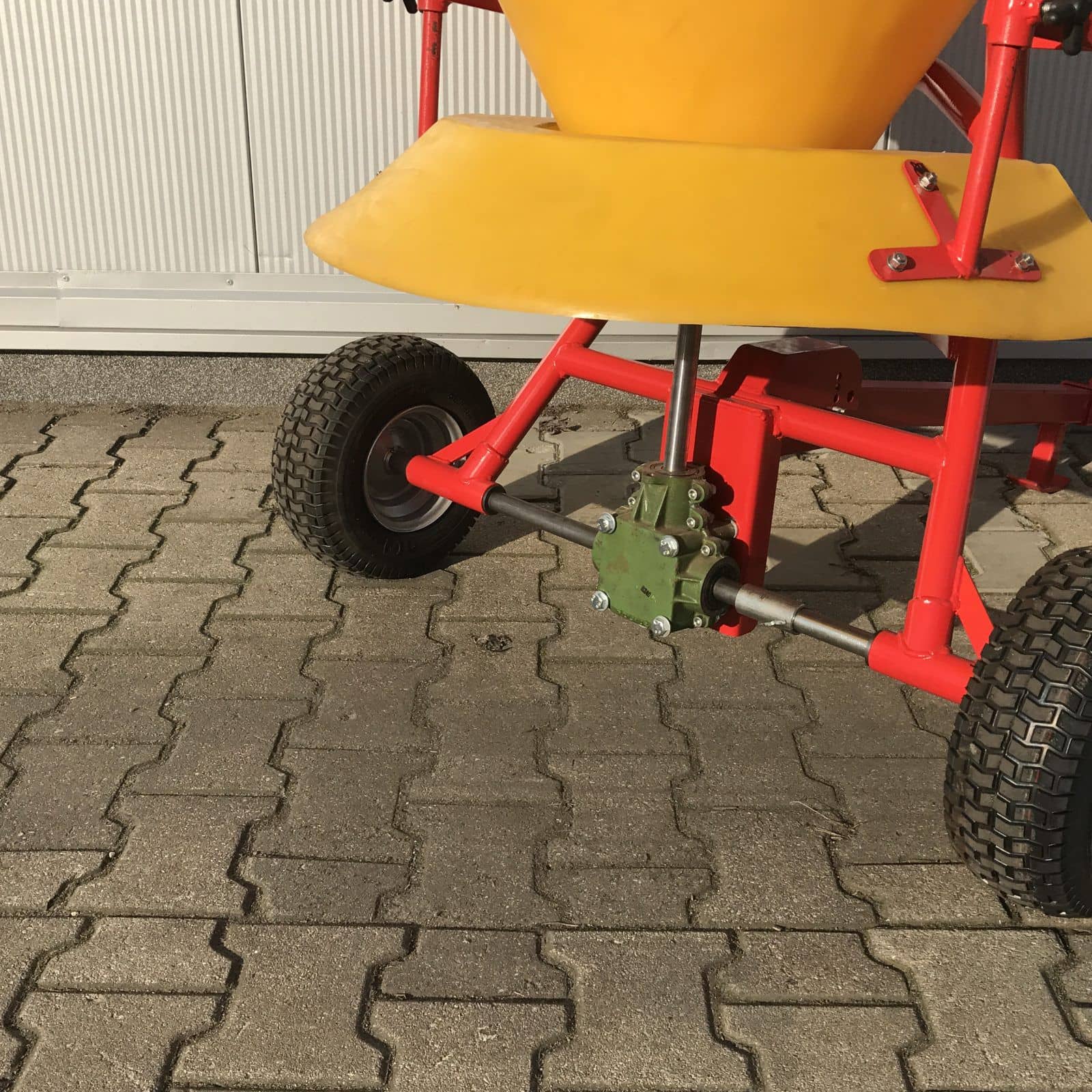 Produktbild 6 för Jarmet Spridare 400l Drag_4_image