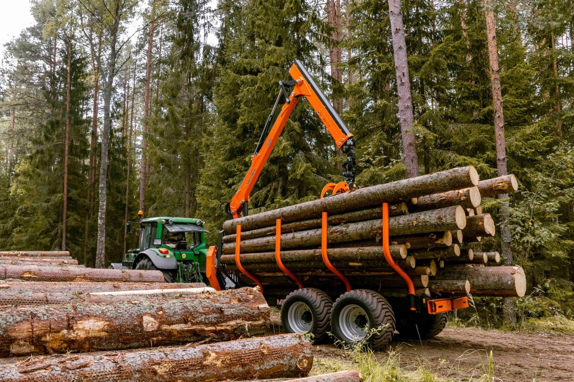 Produktbild 5 för MTM Skogsvagn 12ton med 8,6m kran_3_image